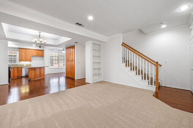 Building Photo - 3-Bedroom Townhome in Gated Bay Harbor