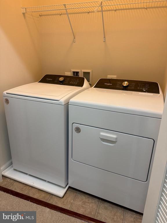 Building Photo - 45903 Peach Oak Terrace