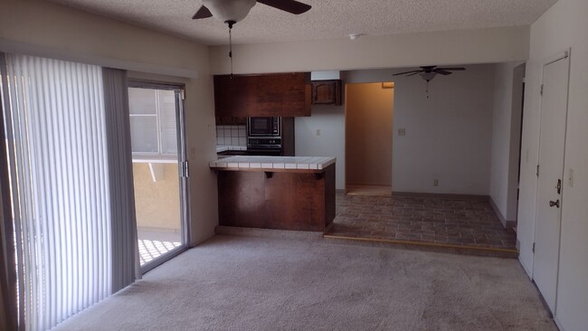Building Photo - 68 Sunvalley Ct, Merced