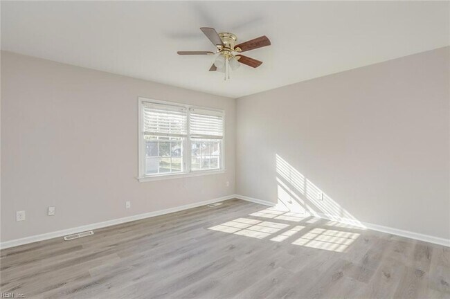 Building Photo - 4755 Old Hickory Rd
