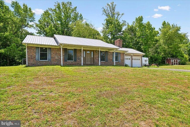 Building Photo - 13245 Croom Rd