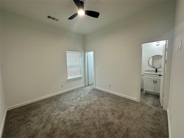 Building Photo - 3305 Mineola St