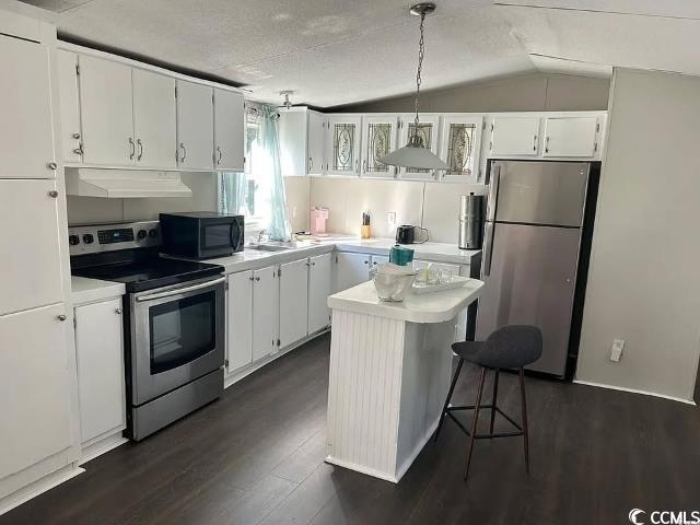 Building Photo - 600 Ermine Rd