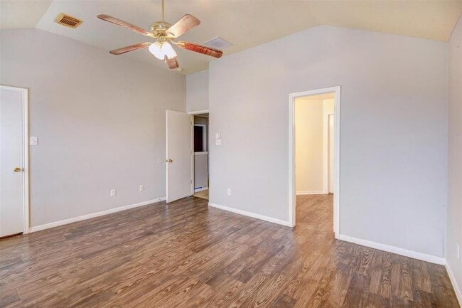 Building Photo - 15410 Apple Bloom Way