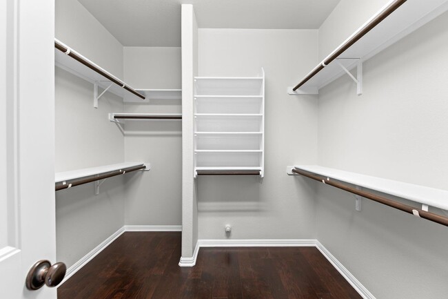 Building Photo - 9621 Solana Vista Loop