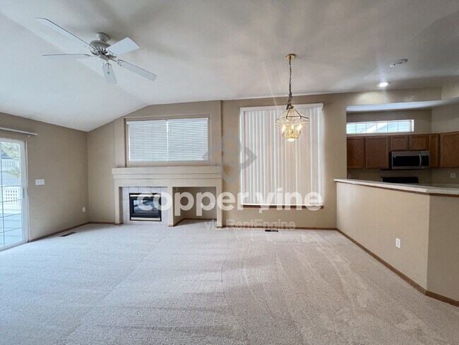 Building Photo - 6337 Cole Ln