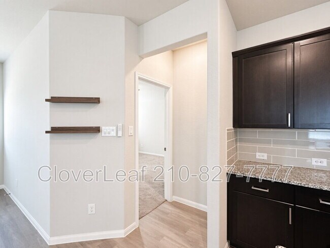 Building Photo - 7939 Dovers Den