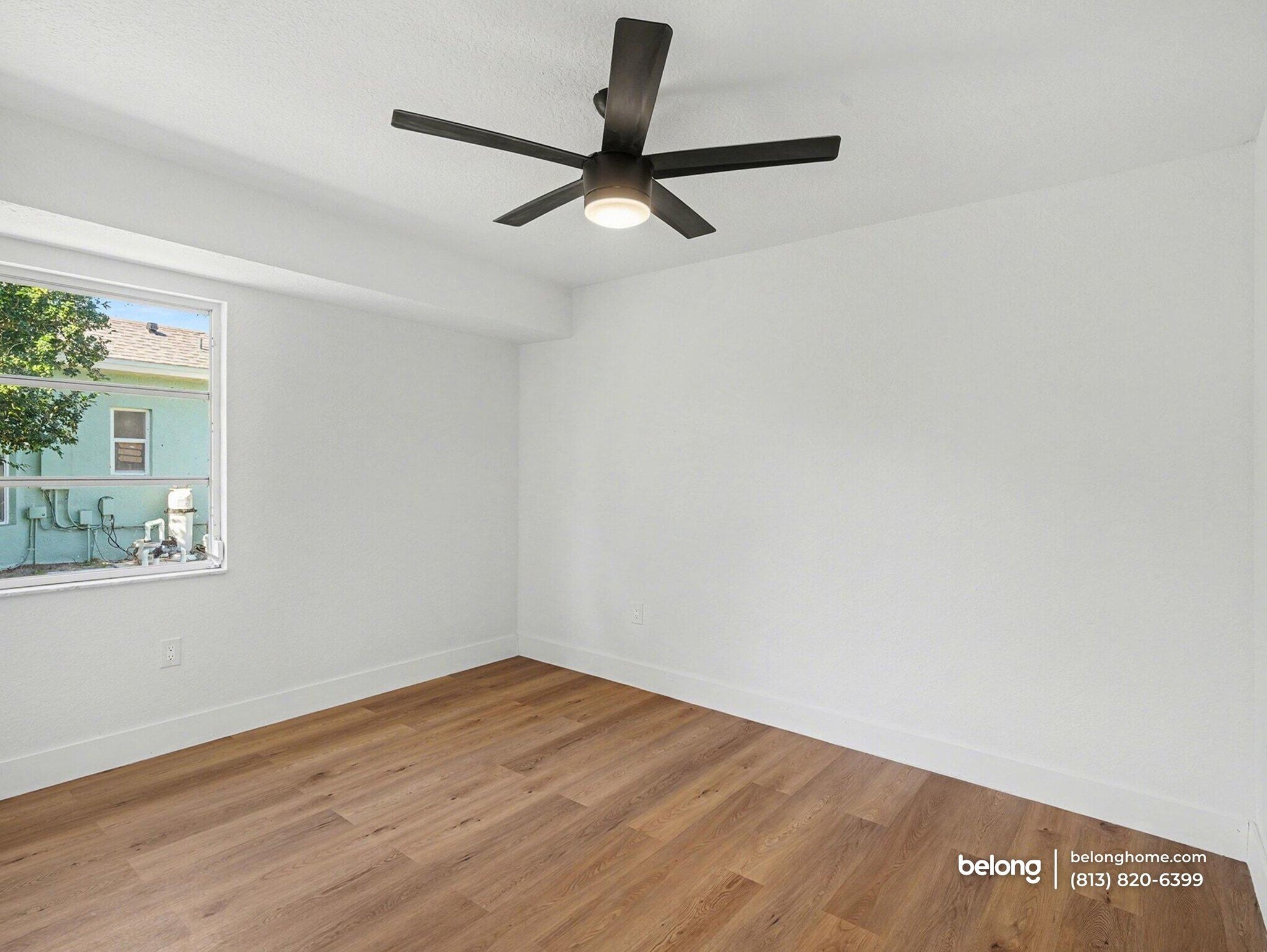 Building Photo - 527 Rotonda Cir