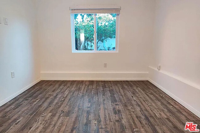 Building Photo - 6720 Van Noord Ave