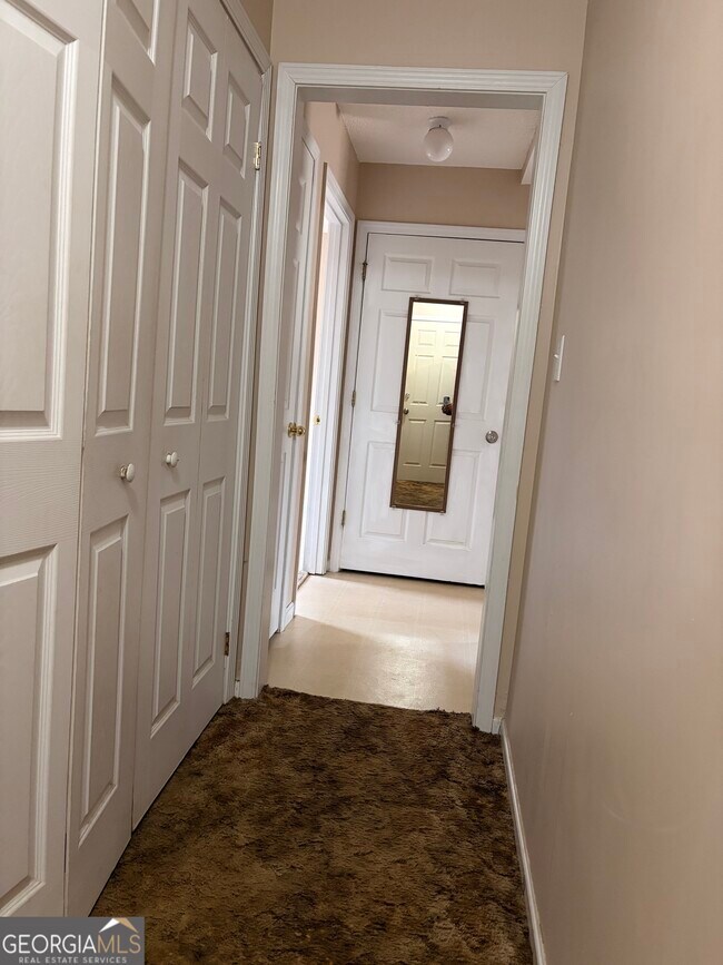 Building Photo - 4951 Martin Farms Rd