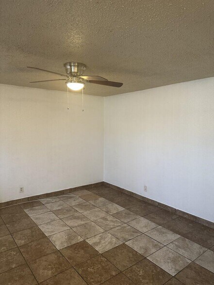 Building Photo - 2321 Ellis St