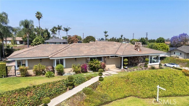 Building Photo - 1011 S Montezuma Way