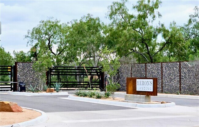 Building Photo - 4009 Jenna Ln