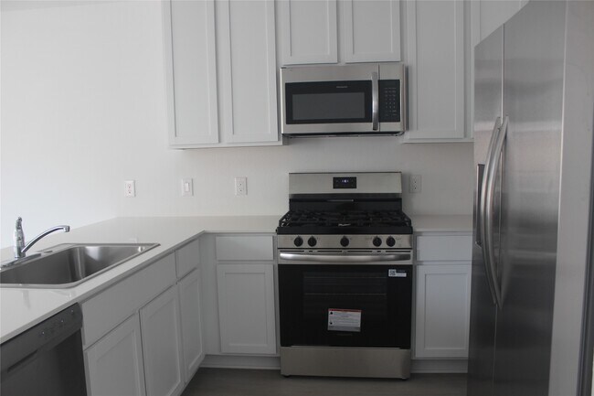 Building Photo - 3128 Twisted Myrtle Dr