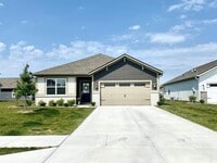 Building Photo - 6254 Cypress Ct