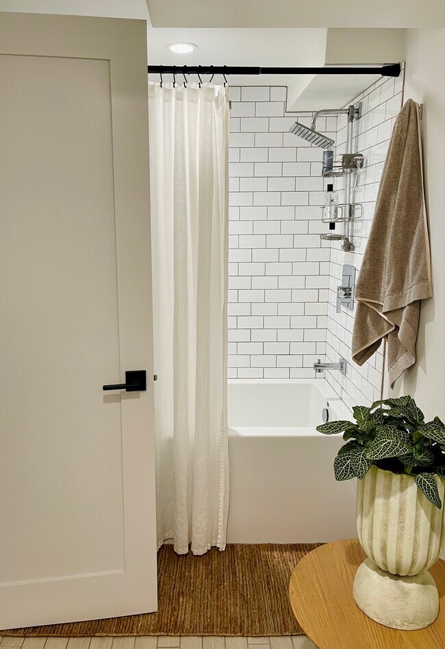 Basement shower - 5545 13th Ave S