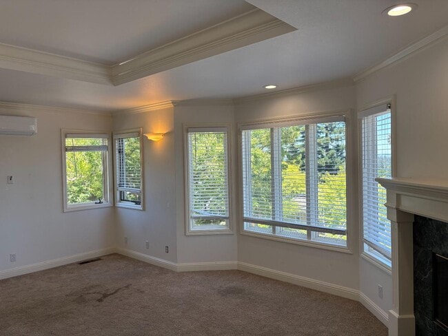 Building Photo - 1251 Bellair Way