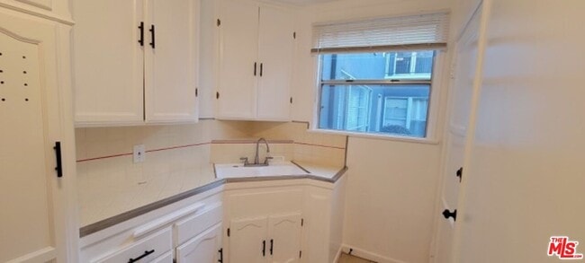 Building Photo - 1601 Van Ness Ave