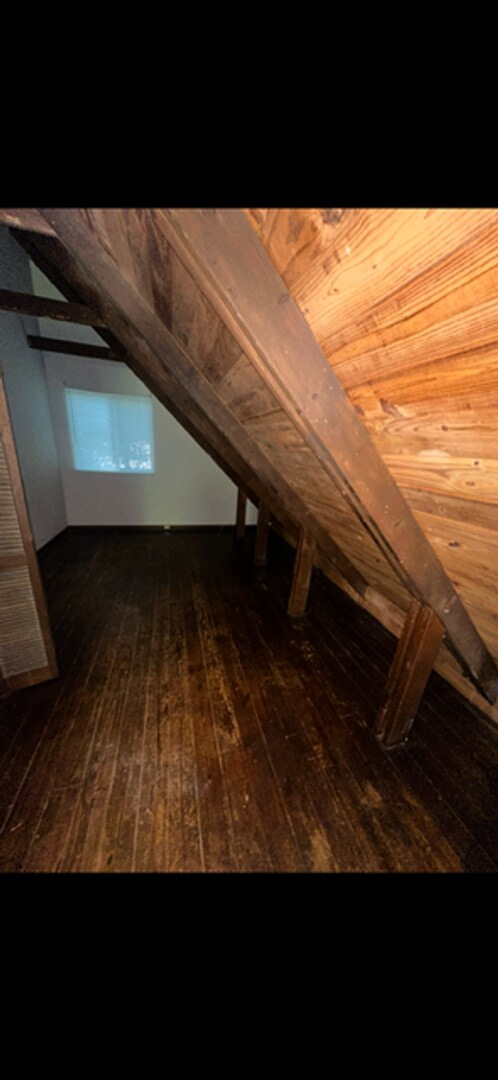 Building Photo - 400 Lindsay Rd