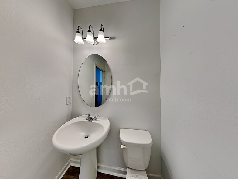 Building Photo - 4761 Osprey Way