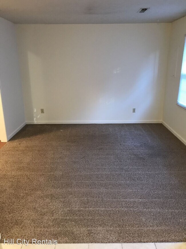 Building Photo - 2 br, 1 bath Apartment - 33 Moss Creek Drive