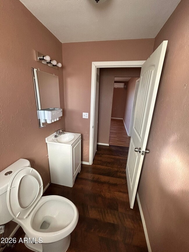 Building Photo - 1955 E 8th St