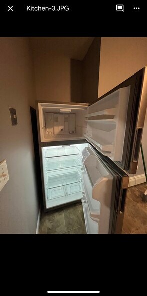 Building Photo - 89 3rd St