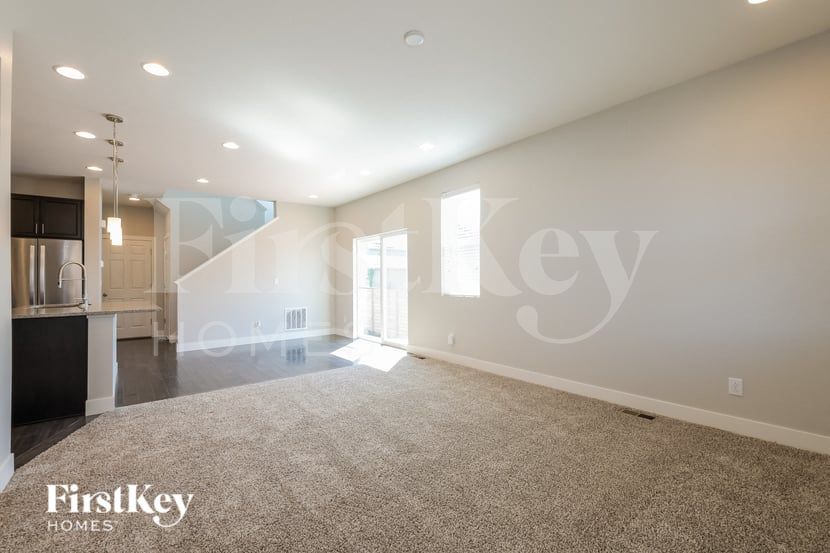 Building Photo - 4754 Kalispell St