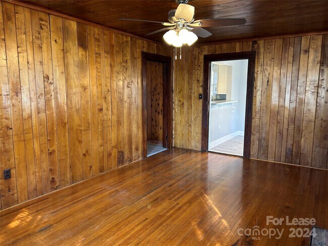 Building Photo - 4100 Avalon Ave