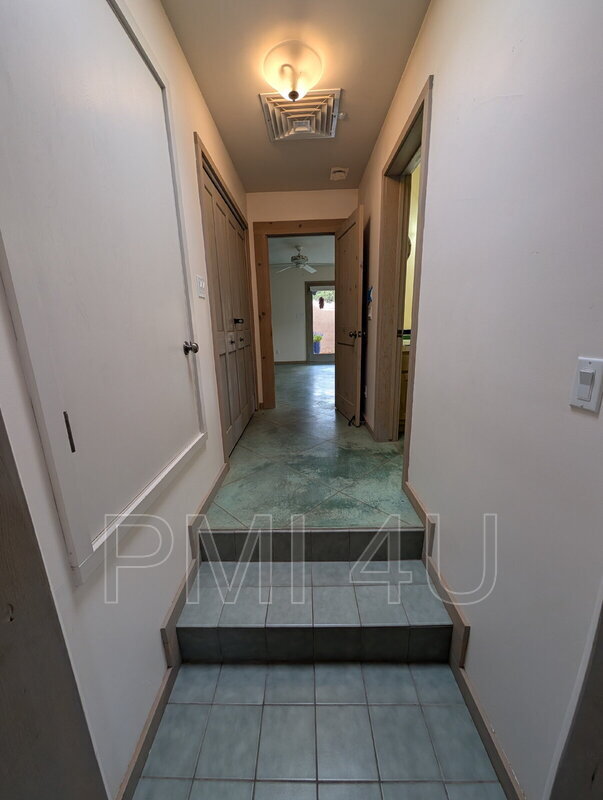 Building Photo - 41 Tunnel Springs Rd