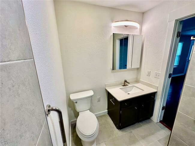 Building Photo - 3513 W Wood St