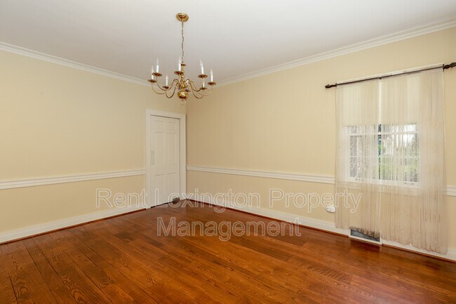 Building Photo - 149 Westgate Dr