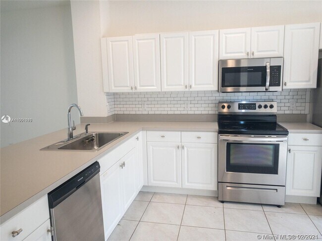Building Photo - 2821 NW 180th St