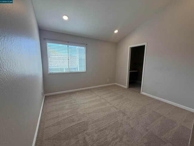 Building Photo - 1144 Maywood Ln