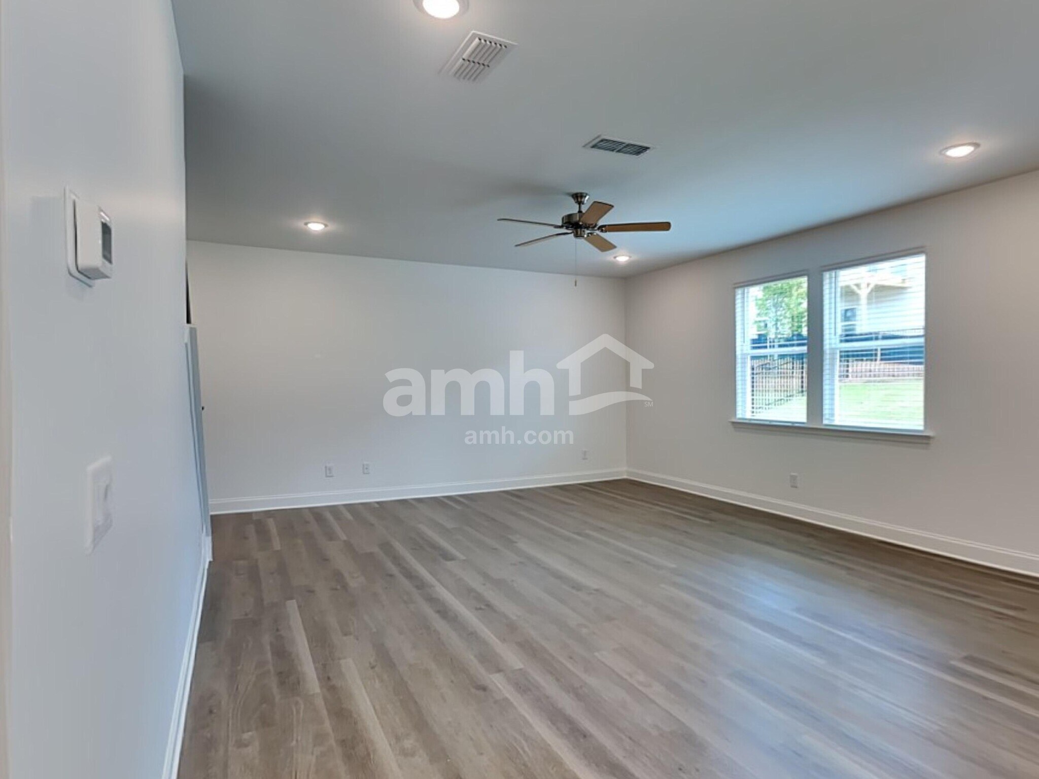 Building Photo - 1374 Soapstone Rd