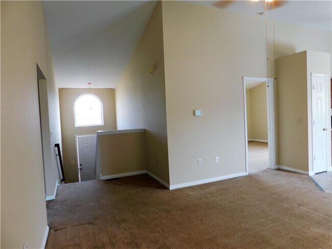 Building Photo - 1206 Carthage Dr