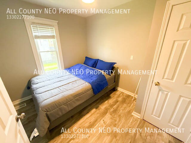 Building Photo - 9703 Aetna Rd