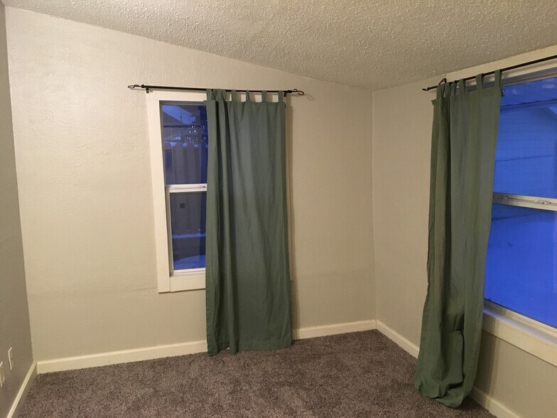 2nd Bedroom - 3906 7th St