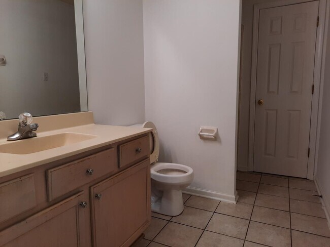 Building Photo - 4456 Alixs Dr