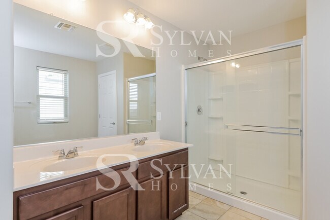 Building Photo - Come view this charming home