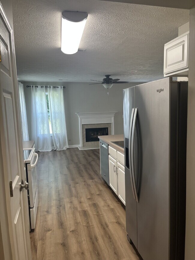 Building Photo - "Spacious 4-Bedroom Gem in Hermitage with 2.5 Baths and 1,824 Sq Ft of Comfort!"
