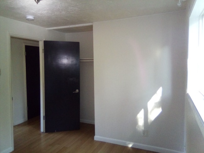 Building Photo - 6459 NE 9th Ave