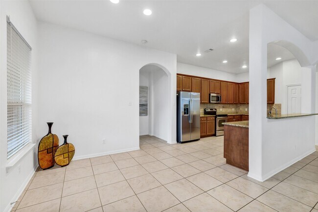 Building Photo - 7014 Spruce View Ct