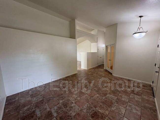 Building Photo - 3432 S Martin Ct