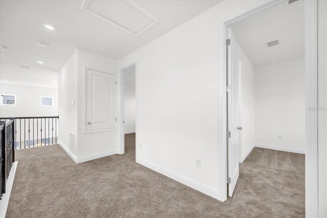 Building Photo - 10270 Pearson Ave