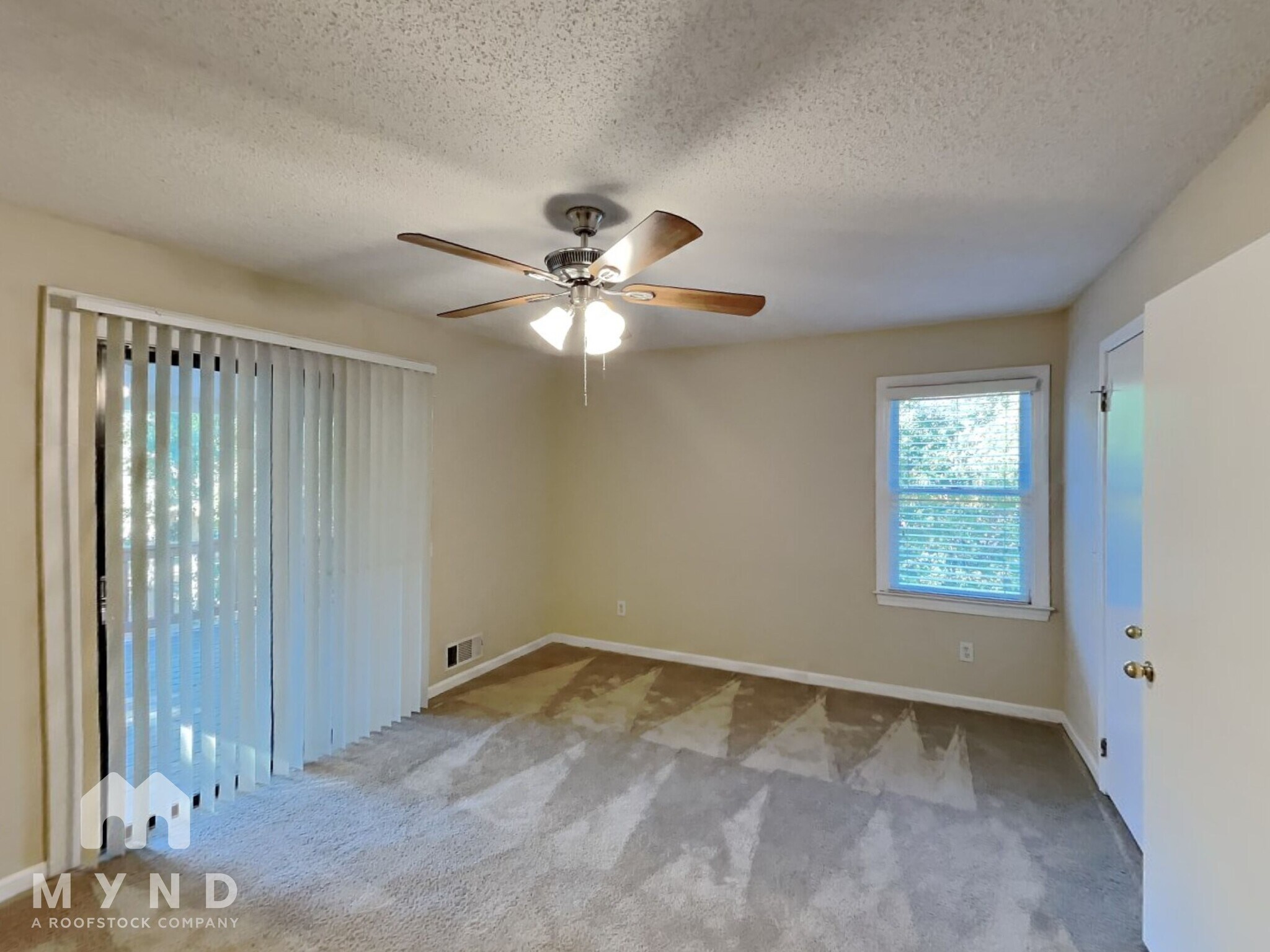 Building Photo - 3255 Sharon Ln