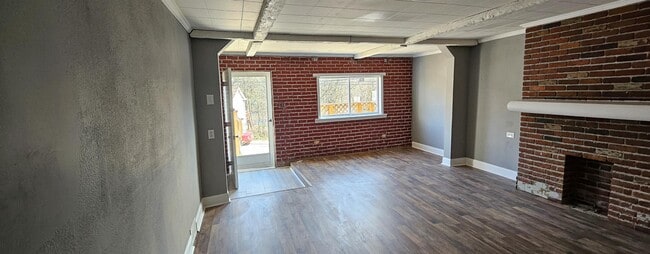 Building Photo - 732 Boggs Ave