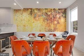 Building Photo - 528 N 22nd St