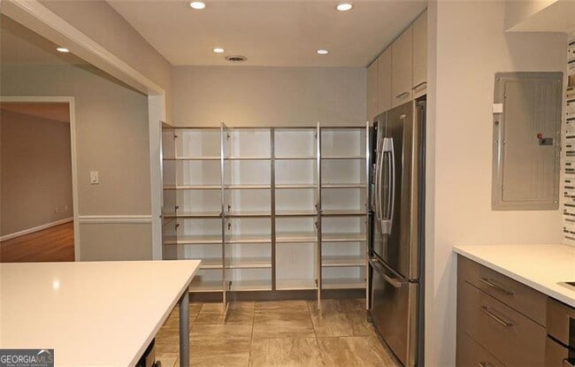 Building Photo - 40 Glenald Way NW