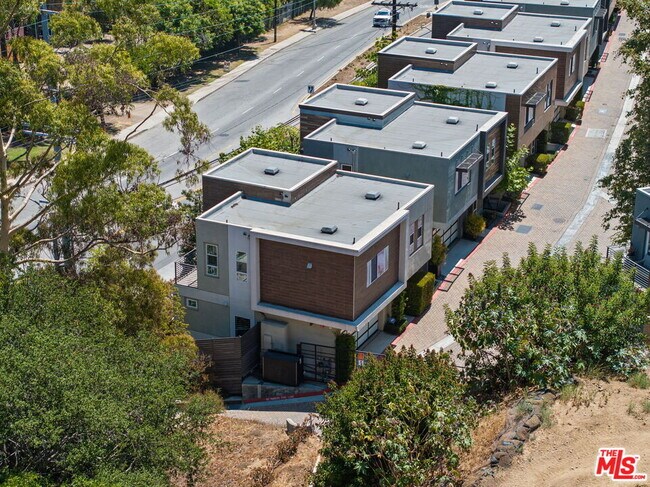 Building Photo - 2780 Wright Ln